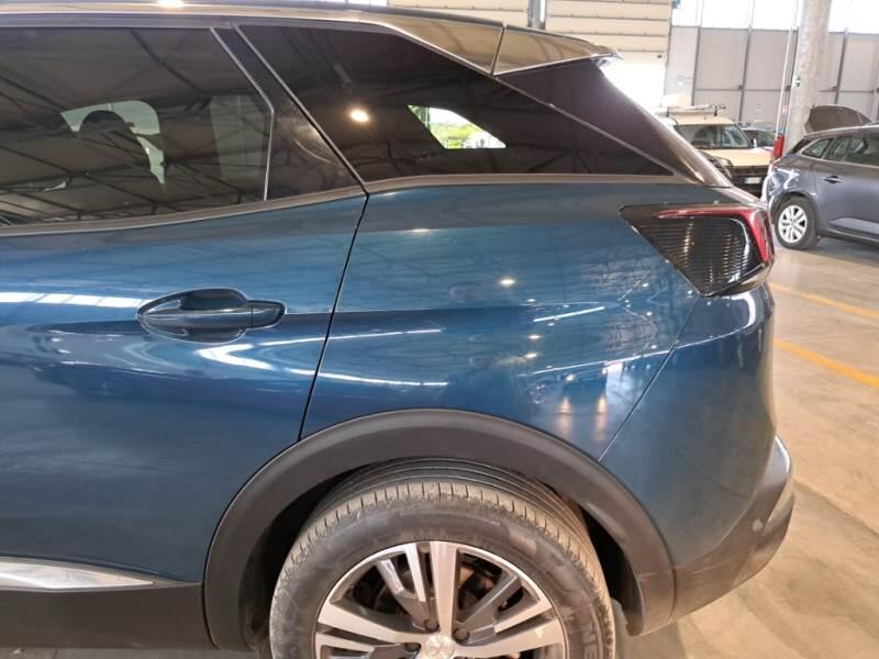 Peugeot 3008 130 EAT8 SeS ALLURE - foto 57