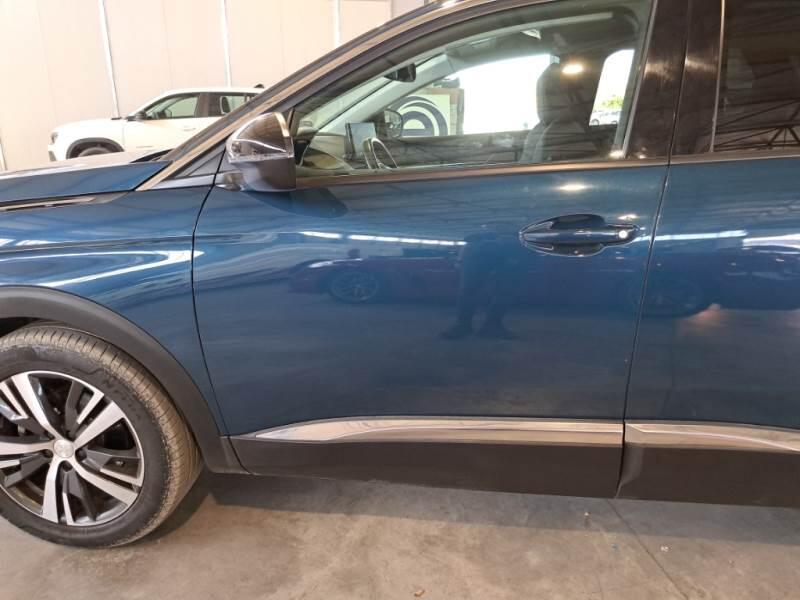 Peugeot 3008 130 EAT8 SeS ALLURE - foto 64