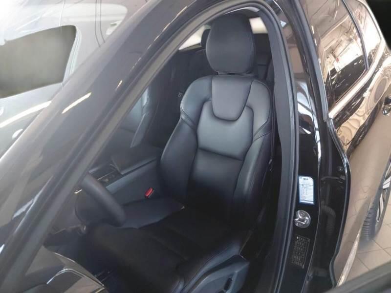 Volvo XC60 T8 PLUG-IN AWD AUTO PLUS BRIGHT - foto 11