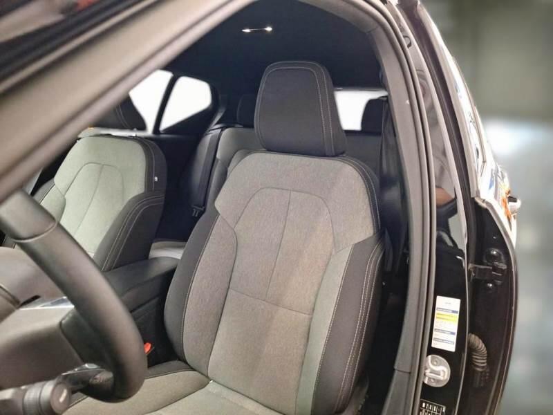 Volvo XC40 T4 RECHARGE PLUG-IN AUTO CORE - foto 3