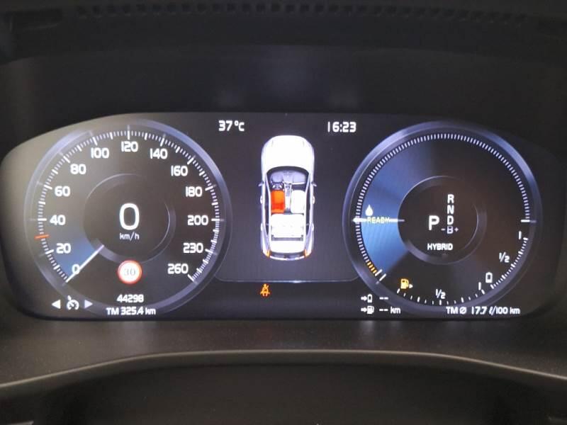 Volvo XC40 T4 RECHARGE PLUG-IN AUTO CORE - foto 33