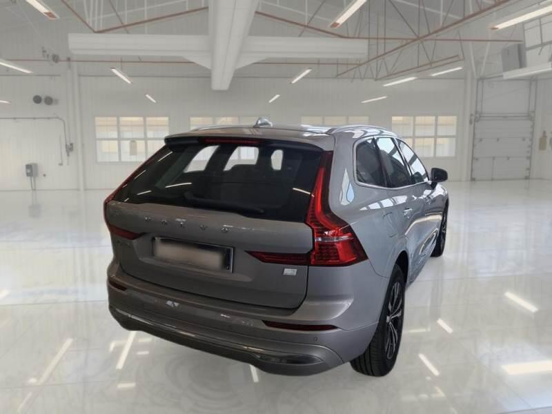 Volvo XC60 T6 PLUG-IN AWD AUTO CORE - foto 2