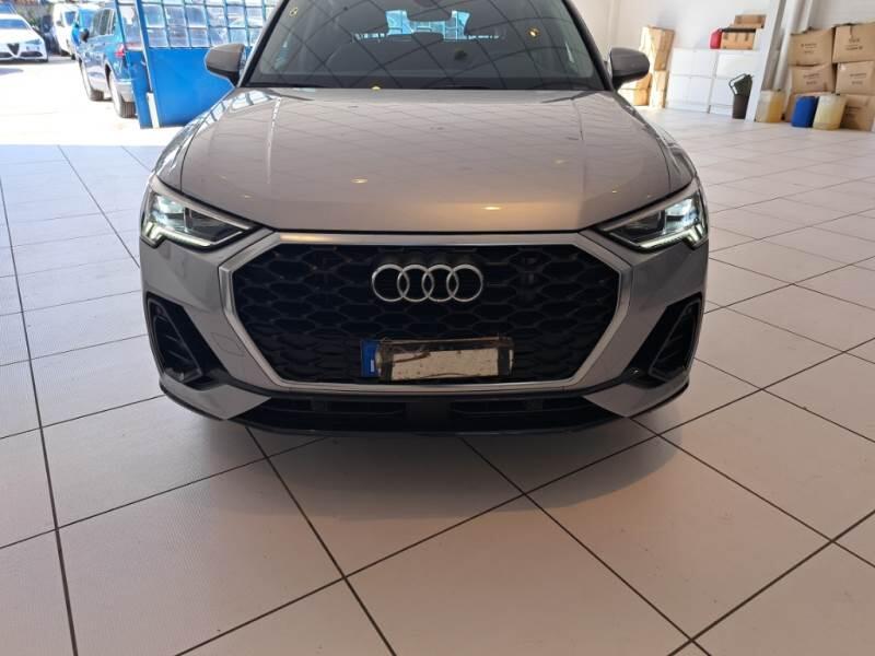 Audi Q3 45 TFSI E S TRONIC BUSINESS PLUS - foto 27
