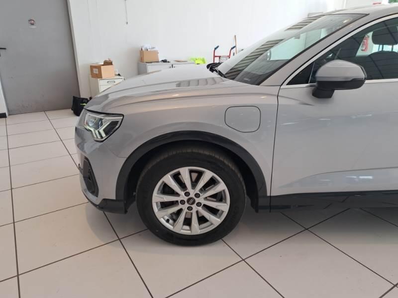Audi Q3 45 TFSI E S TRONIC BUSINESS PLUS - foto 76