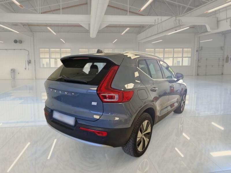 Volvo XC40 T4 RECHARGE PLUG-IN AUTO CORE N1 - foto 2