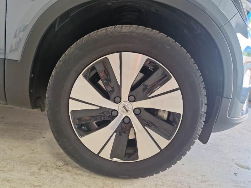 Volvo XC40 T4 RECHARGE PLUG-IN AUTO CORE N1 - foto 17