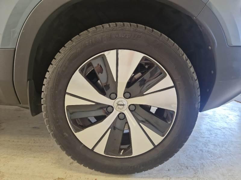 Volvo XC40 T4 RECHARGE PLUG-IN AUTO CORE N1 - foto 19