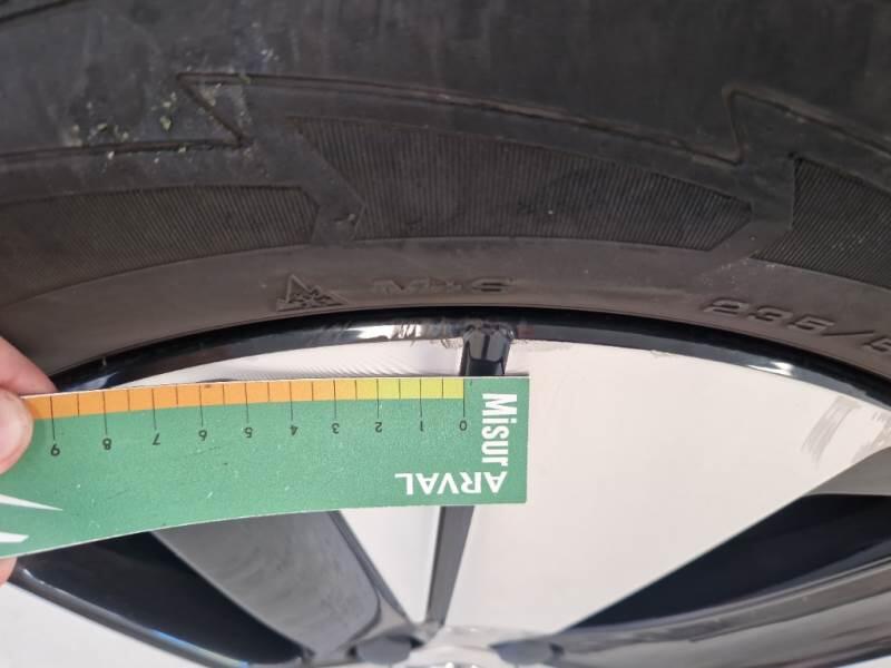 Volvo XC40 T4 RECHARGE PLUG-IN AUTO CORE N1 - foto 44