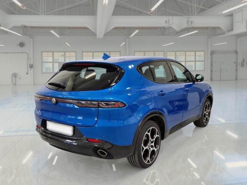 Alfa Romeo Tonale 1.3 280CV PLUG IN HYBRID AT6 VELOCE Q4 - foto 2
