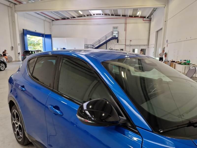 Alfa Romeo Tonale 1.3 280CV PLUG IN HYBRID AT6 VELOCE Q4 - foto 37