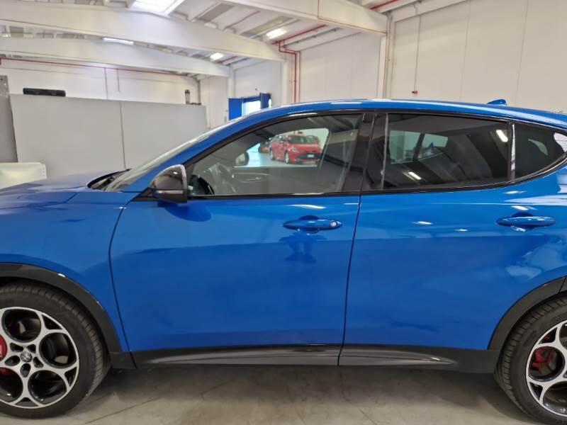Alfa Romeo Tonale 1.3 280CV PLUG IN HYBRID AT6 VELOCE Q4 - foto 52