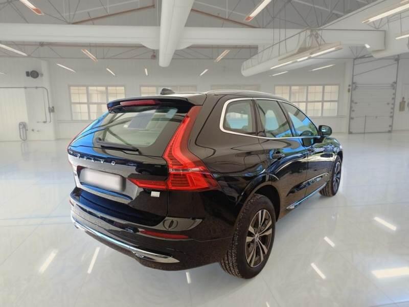 Volvo XC60 T6 PLUG-IN AWD AUTO CORE - foto 2
