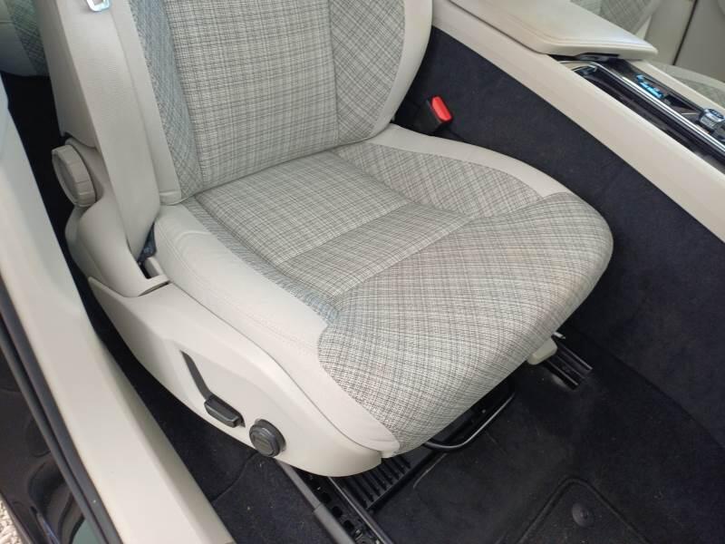 Volvo XC60 T6 PLUG-IN AWD AUTO CORE - foto 14