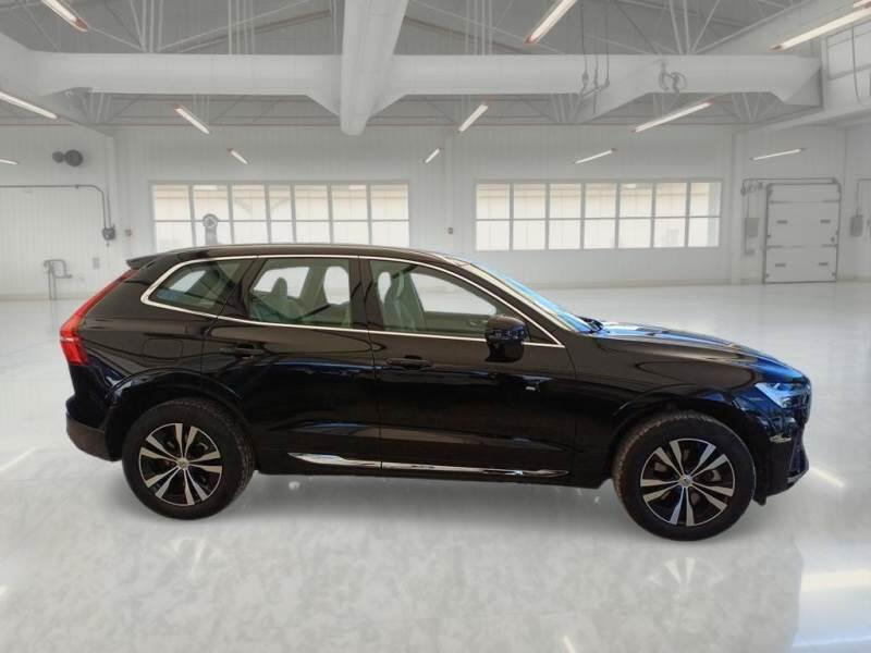 Volvo XC60 T6 PLUG-IN AWD AUTO CORE - foto 7