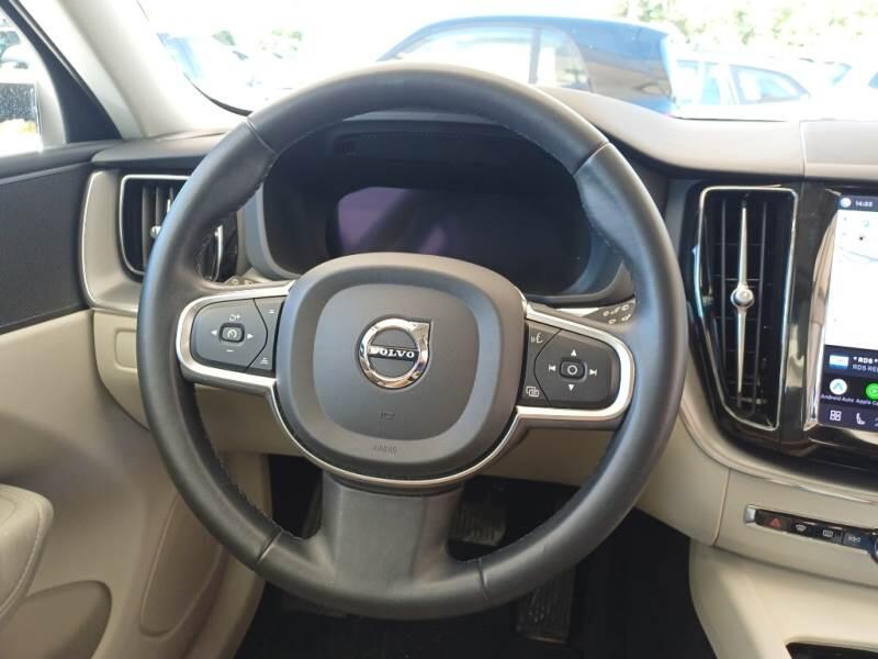 Volvo XC60 T6 PLUG-IN AWD AUTO CORE - foto 81