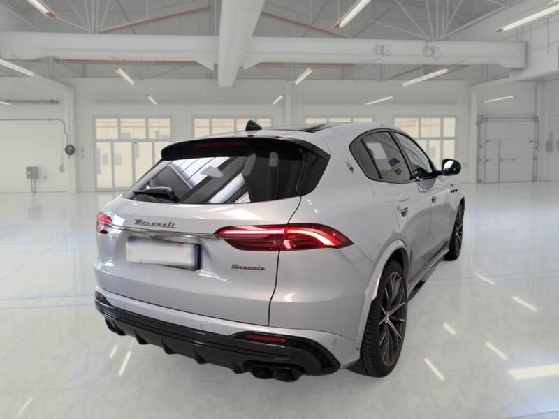 Maserati Grecale 3.0 V6 530CV TROFEO Q4 AUTO - foto 2