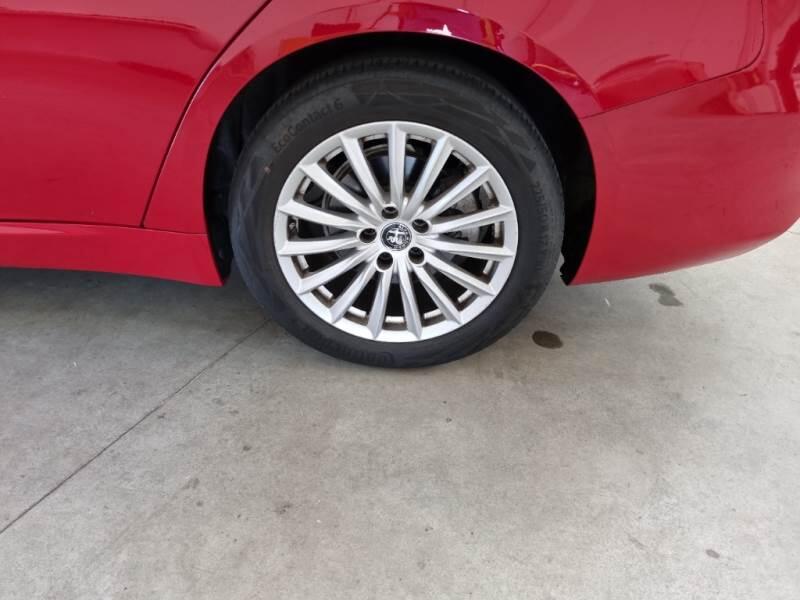 Alfa Romeo Giulia 2.2 TD 160CV SUPER AT8 - foto 19