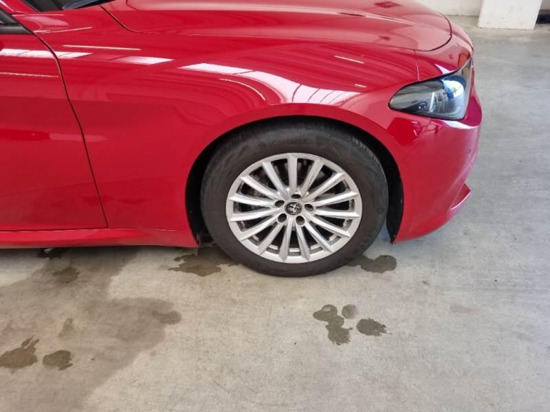 Alfa Romeo Giulia 2.2 TD 160CV SUPER AT8 - foto 34