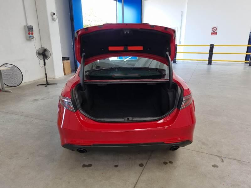 Alfa Romeo Giulia 2.2 TD 160CV SUPER AT8 - foto 5