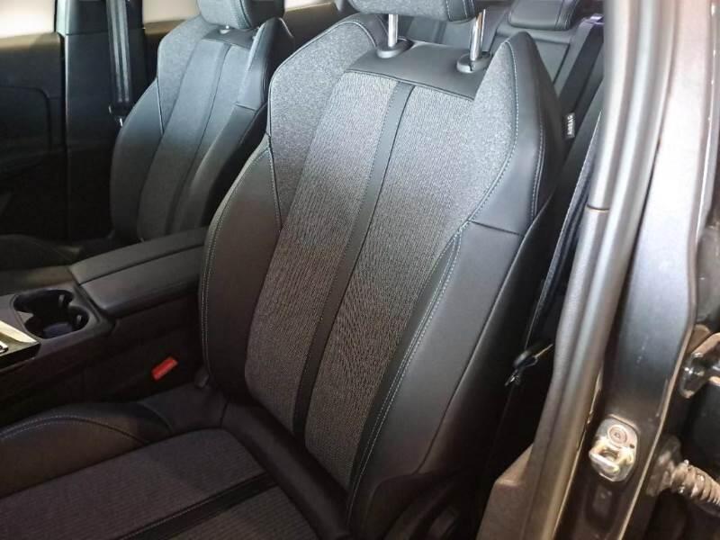 Peugeot 3008 130 EAT8 SeS ALLURE - foto 11