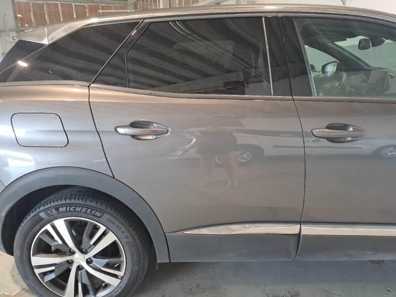 Peugeot 3008 130 EAT8 SeS ALLURE - foto 38