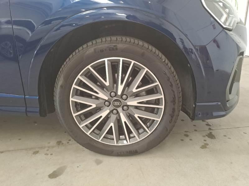 Audi Q3 35 TDI S TRONIC S LINE EDITION - foto 17