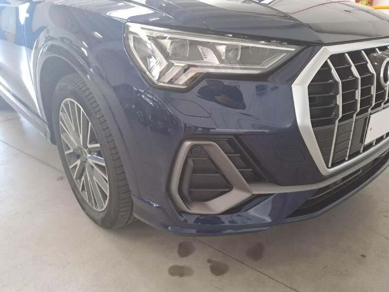 Audi Q3 35 TDI S TRONIC S LINE EDITION - foto 36
