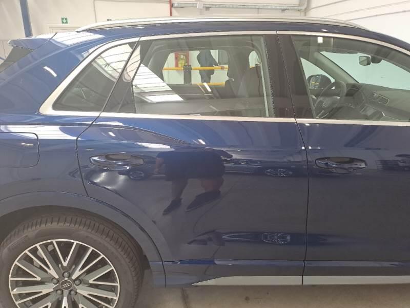 Audi Q3 35 TDI S TRONIC S LINE EDITION - foto 46