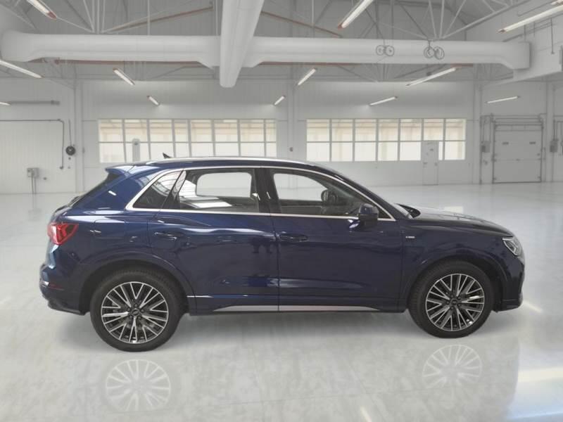 Audi Q3 35 TDI S TRONIC S LINE EDITION - foto 7