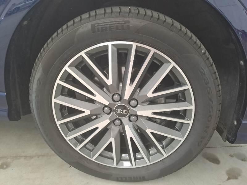 Audi Q3 35 TDI S TRONIC S LINE EDITION - foto 66