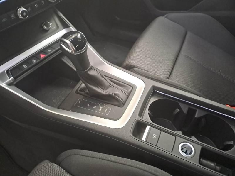 Audi Q3 35 TDI S TRONIC S LINE EDITION - foto 76