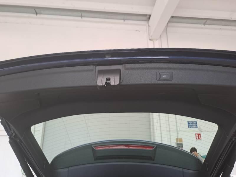 Audi Q3 35 TDI S TRONIC S LINE EDITION - foto 86