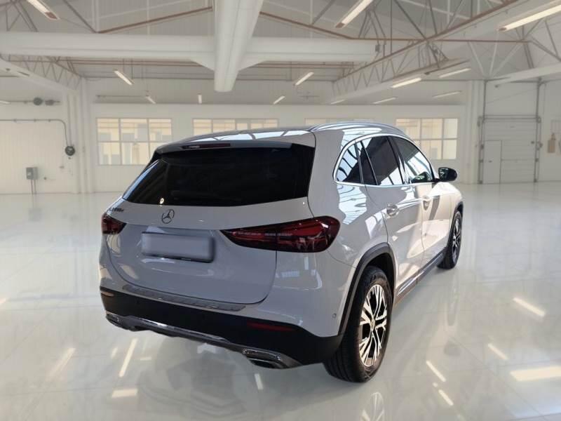 Mercedes GLA 180 D PROG ADVANCED - foto 2