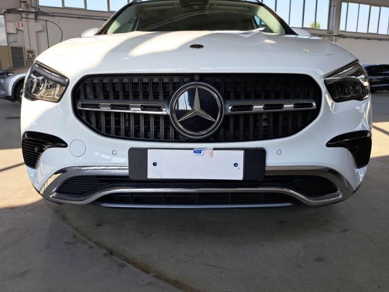 Mercedes GLA 180 D PROG ADVANCED - foto 33