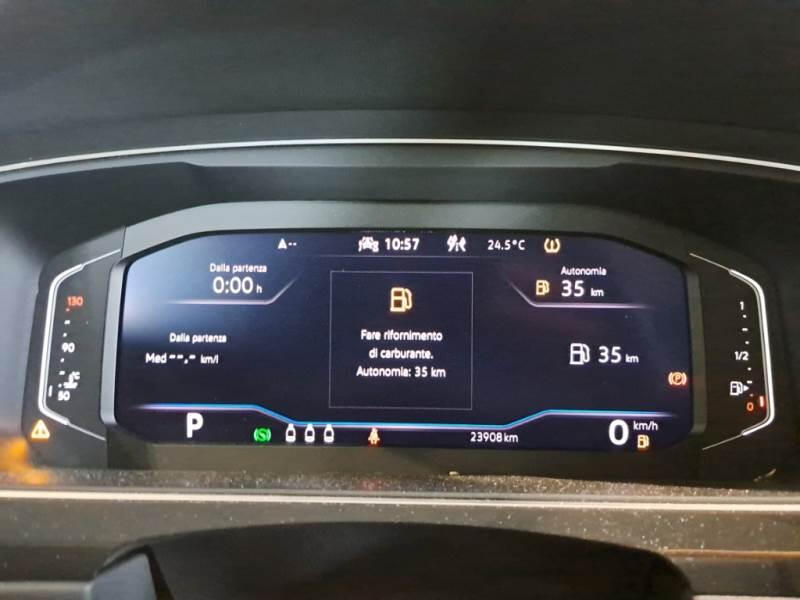 Volkswagen Tiguan 2.0 TDI SCR 110KW ELEGANCE DSG - foto 4