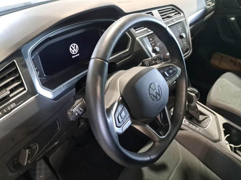 Volkswagen Tiguan 2.0 TDI SCR 110KW ELEGANCE DSG - foto 35