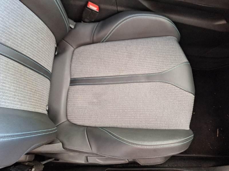 Peugeot 3008 130 EAT8 SeS ALLURE PACK - foto 14