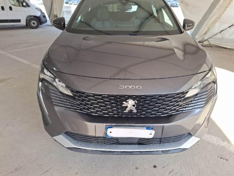 Peugeot 3008 130 EAT8 SeS ALLURE PACK - foto 30