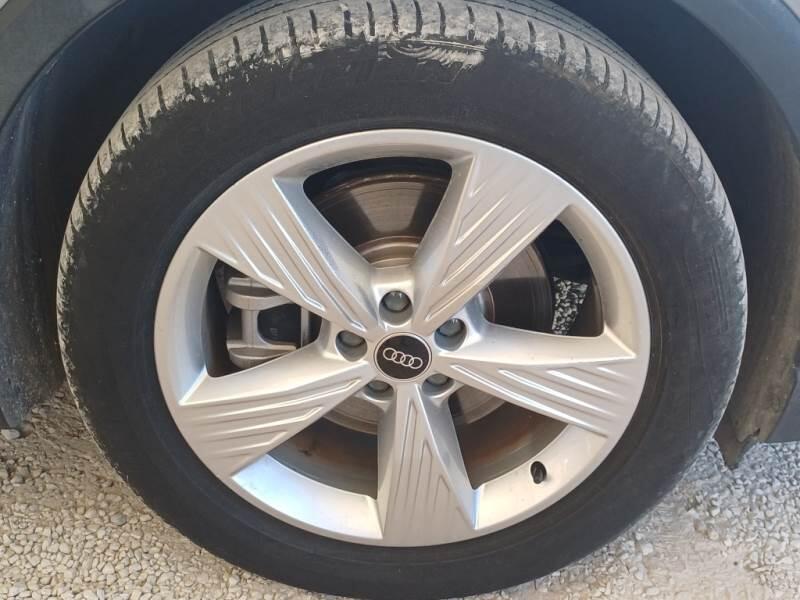 Audi Q4-e-tron 35 E-TRON - foto 17