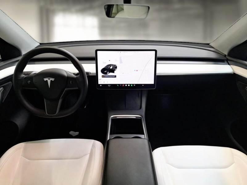 Tesla Model Y 75 KWH DUAL MOTOR LONG RANGE 4WD AUT. - foto 3