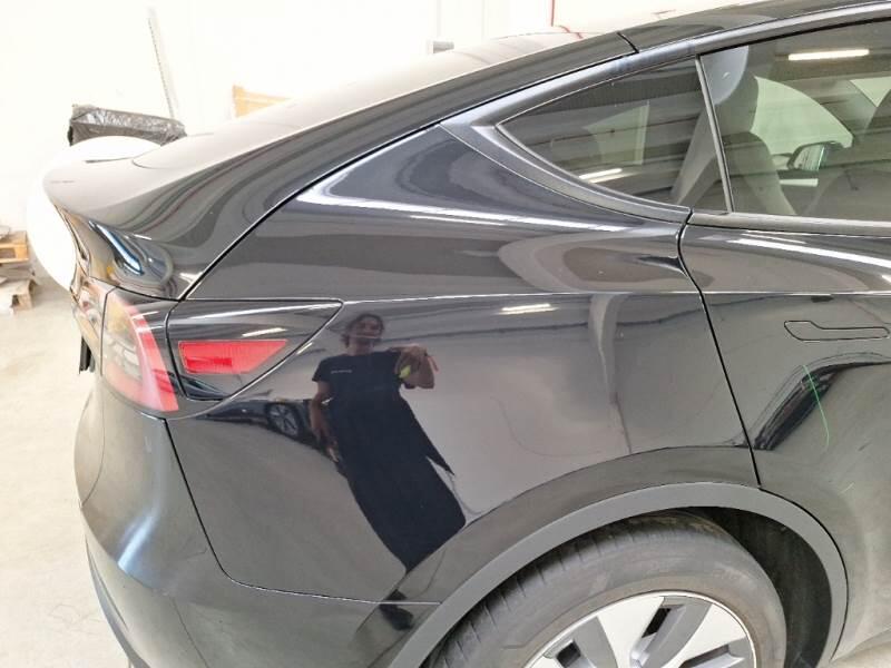 Tesla Model Y 75 KWH DUAL MOTOR LONG RANGE 4WD AUT. - foto 30