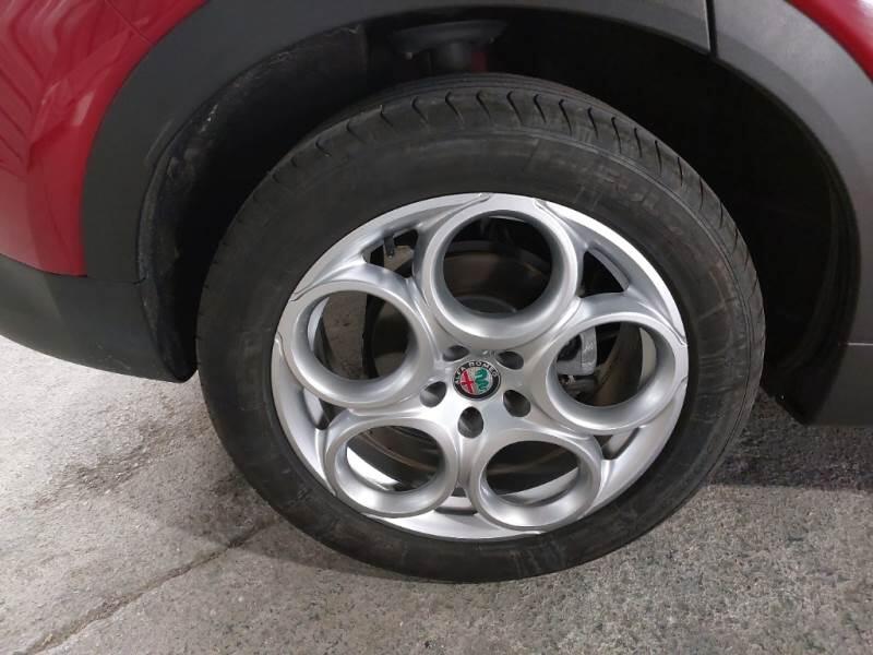 Alfa Romeo Tonale 1.5 130CV HYBRID TCT7 SUPER - foto 18
