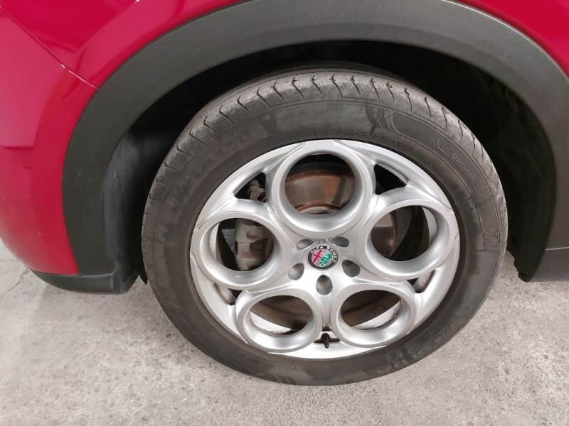 Alfa Romeo Tonale 1.5 130CV HYBRID TCT7 SUPER - foto 20