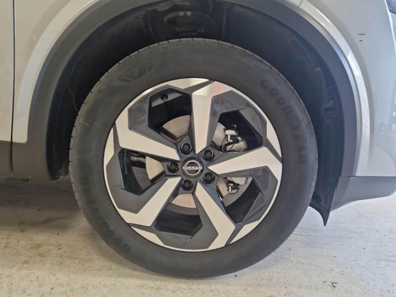 Nissan Qashqai 1.3 MHEV 158 N-CONNECTA XTRONIC - foto 17