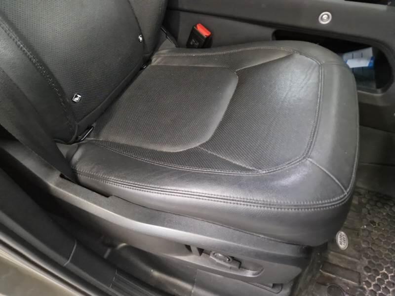 Land Rover Defender 3.0 D6 250 110 SE AWD AUTO. - foto 14