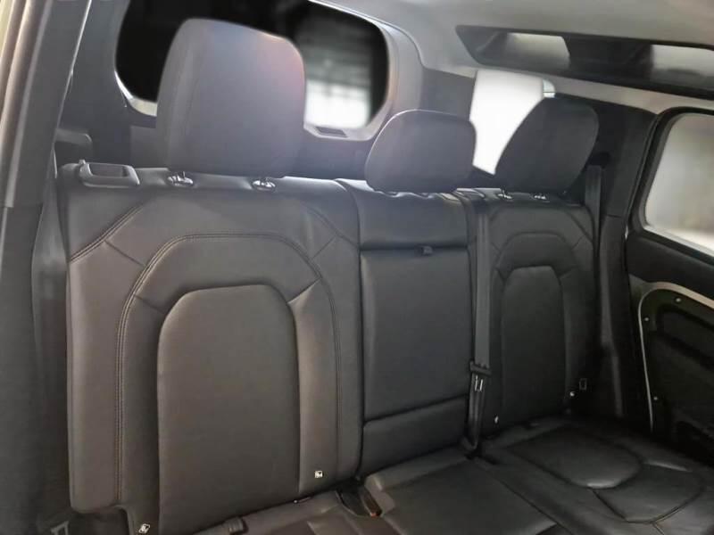 Land Rover Defender 3.0 D6 250 110 SE AWD AUTO. - foto 15