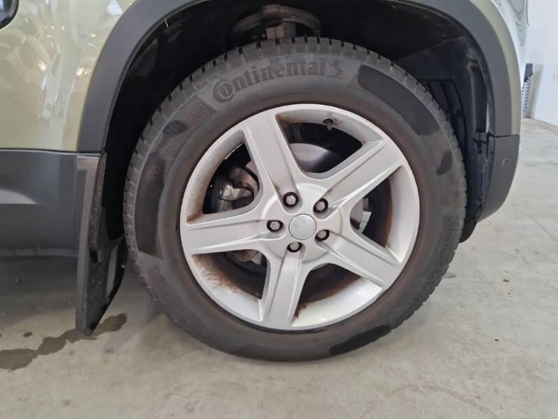 Land Rover Defender 3.0 D6 250 110 SE AWD AUTO. - foto 17