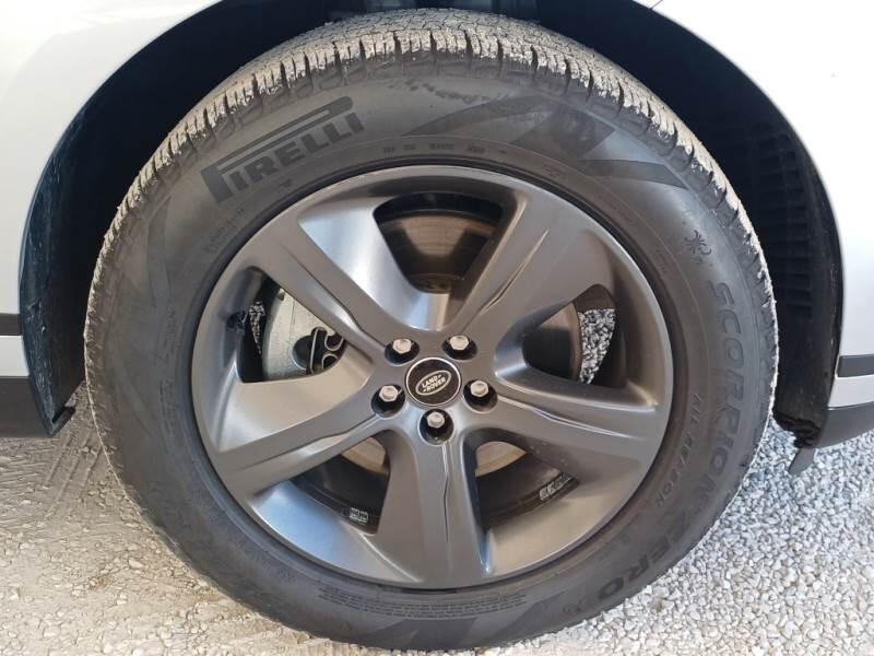 Land Rover Range Rover Velar 2.0D I4 204 S 4WD AUTO - foto 17