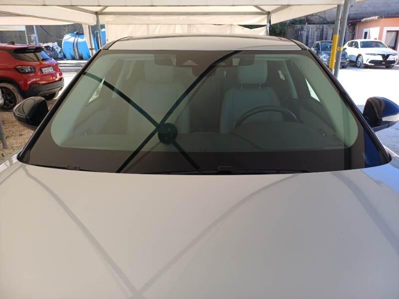 Land Rover Range Rover Velar 2.0D I4 204 S 4WD AUTO - foto 10