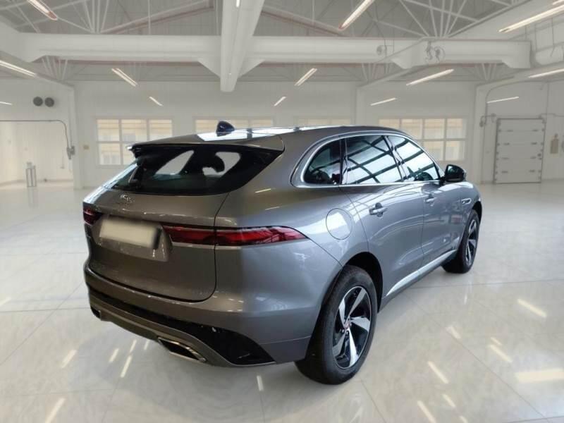 Jaguar F-Pace 3.0D D300 R-DYNAMIC SE AUTO 4WD - foto 2